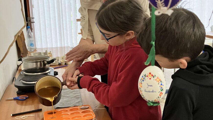 Veľkonočné tvorenie s včelárkou Marikou