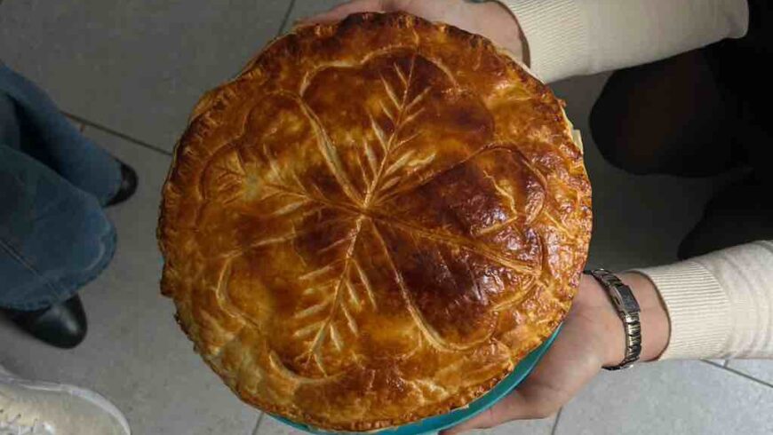 Čo robia francúzštinári, keď netrénujú výslovnosť? Pečú.